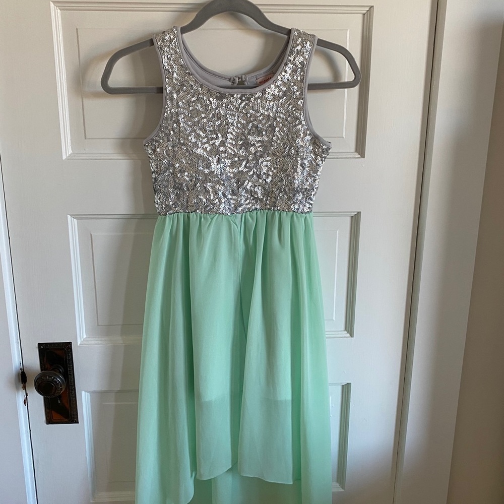Gorgeous dress, sequin and chiffon high low skirt